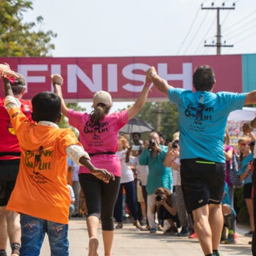 La VII Anantapur Ultramaratón se correrá en 13 ciudades Valencia se convierte este año en la primera prueba oficial de la carrera que busca recaudar fondos para construir un centro de ortopedia en la India