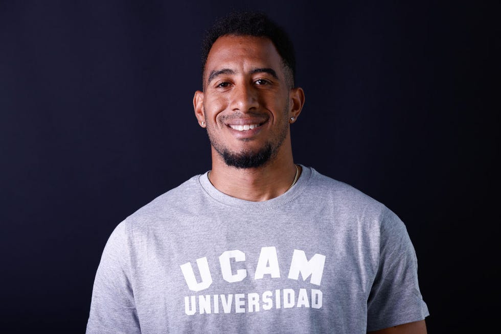 athletes portraits presentation of the coe ucam athletes