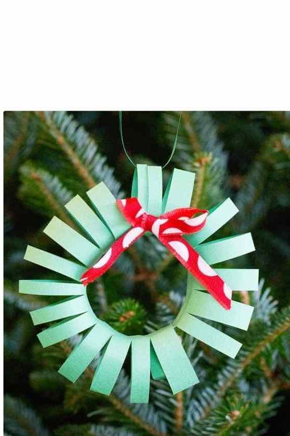 Embroidery Hoop Christmas Ornaments - A Night Owl Blog