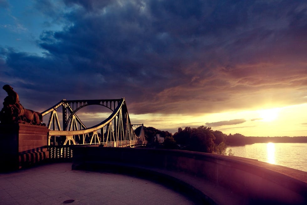 Glienicker Brcke bij zonsondergang