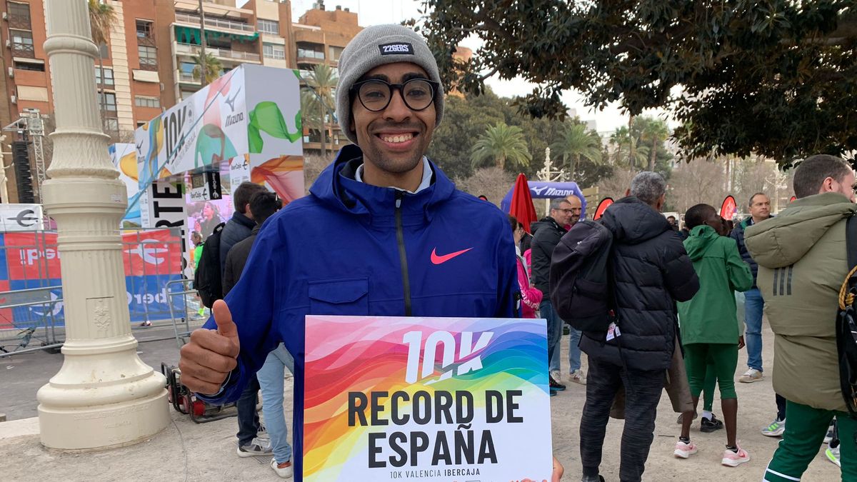 preview for Abdessamad Oukhelfen, campeón de España de 5.000 metros en 2020 en Vallehermoso