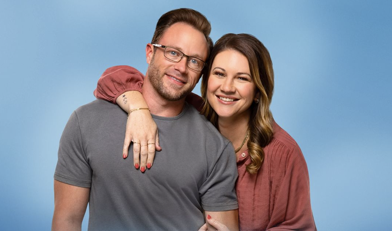 OutDaughtered': Adam and Danielle Busby Anniversary Vacation - Who's  Watching the Kids? | Soap Dirt