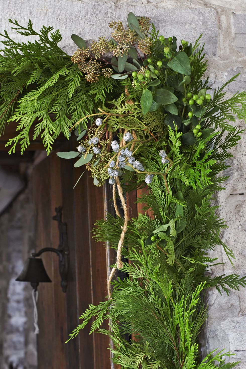 DIY layered garland outdoor Christmas decoration