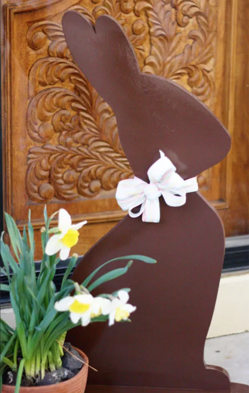 outdoor easter decorations chocolate easter bunny
