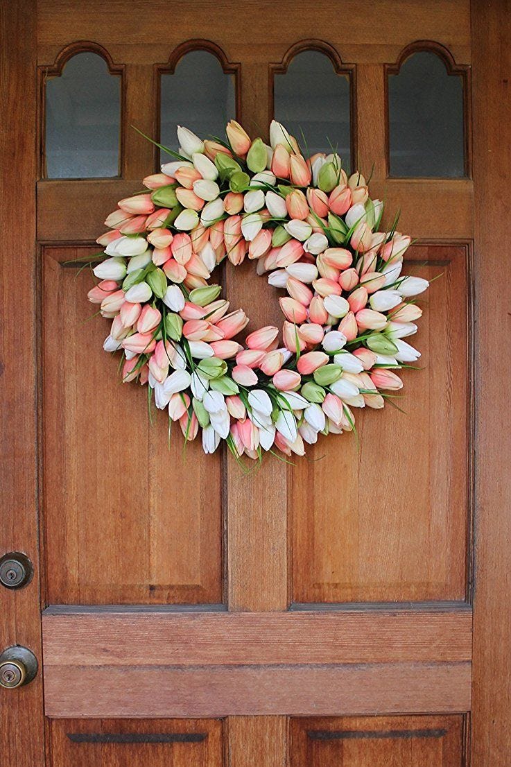 corona de tulipanes artificiales