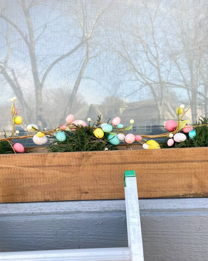 Outdoor Easter decorations are so beautiful