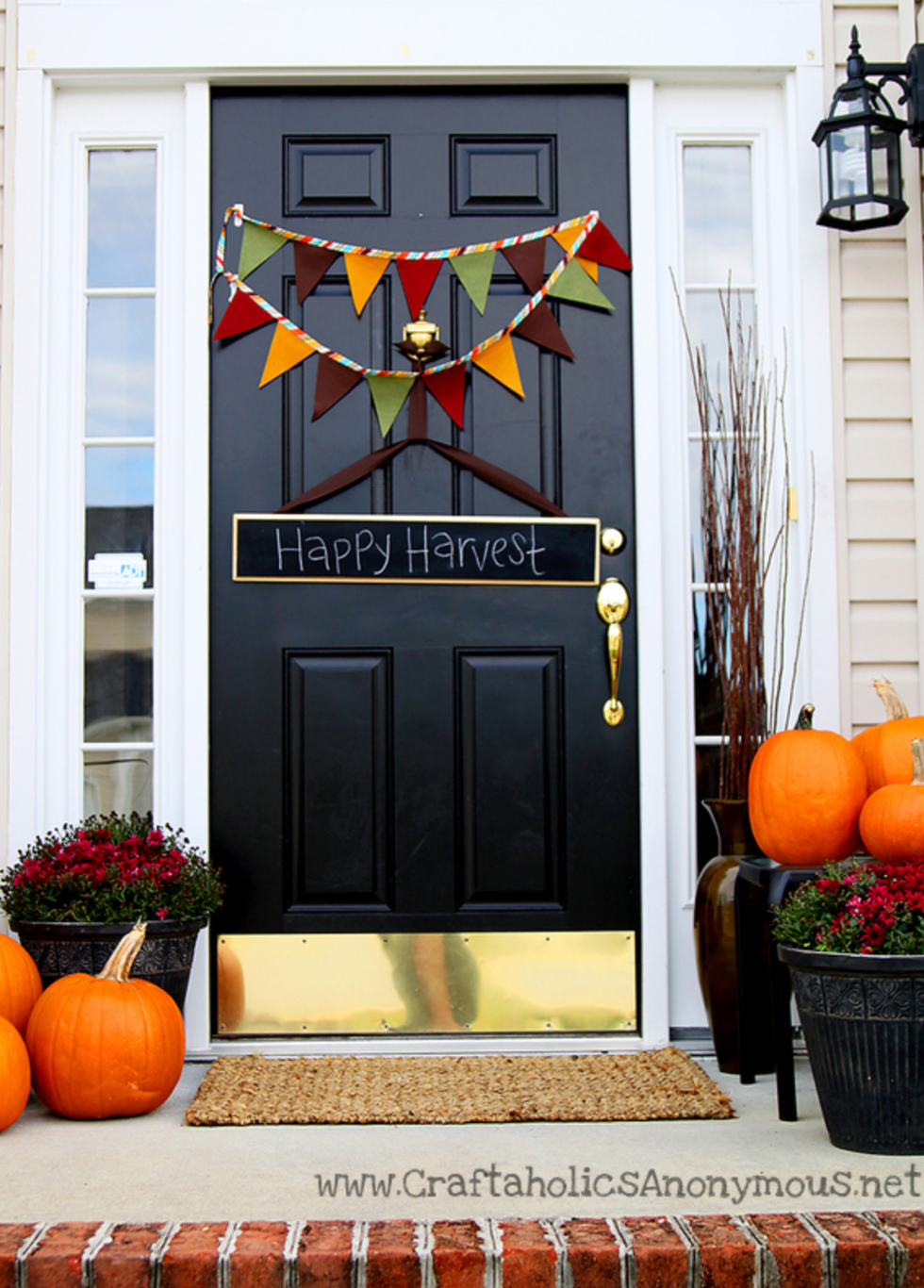 Outdoor fall decorations