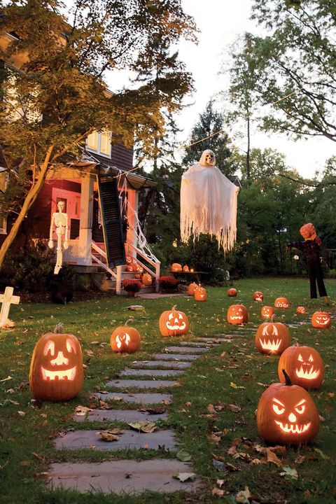 outdoor halloween decorations spooky front yard