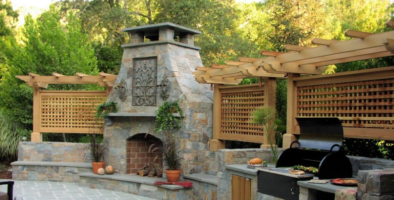 21 Best Outdoor Kitchen Ideas - Pics Of Pretty Outdoor Kitchens