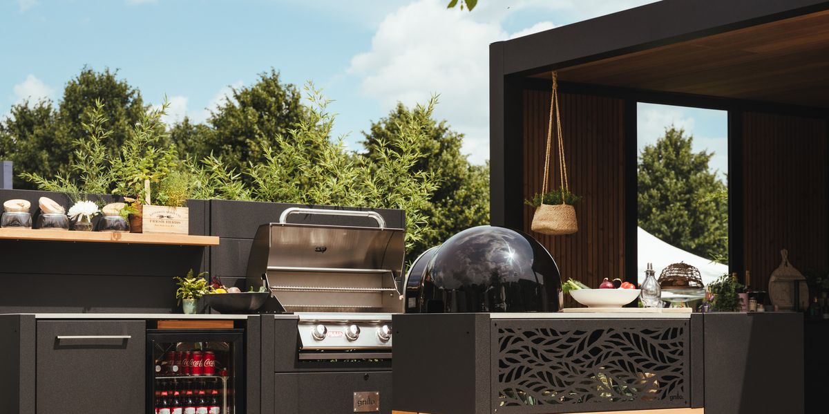 The ideal outdoor grilling set up.  Backyard grilling, Diy outdoor  kitchen, Bbq setup