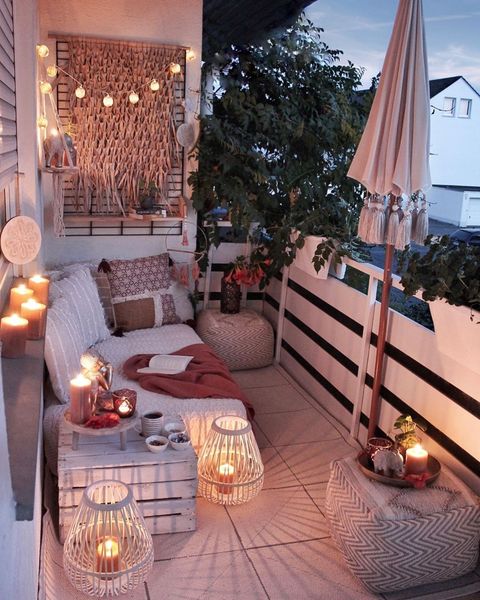 outdoor lighting ideas boho balcony
