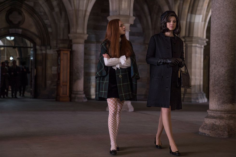 Caitriona Balfe and Sophie Skelton in Outlander