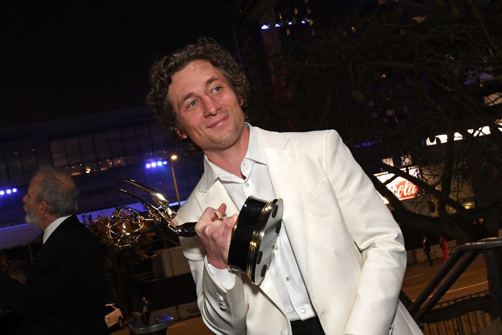 us entertainment tv awards emmy governors gala