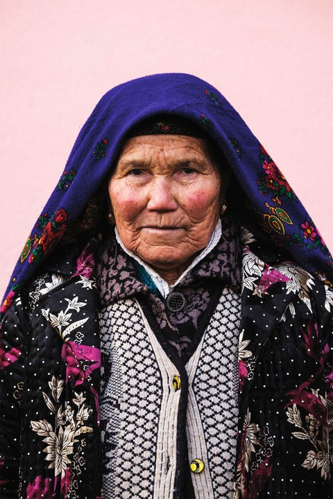 Vrouw uit de streek Qashqadaryo in het zuiden van Oezbekistan