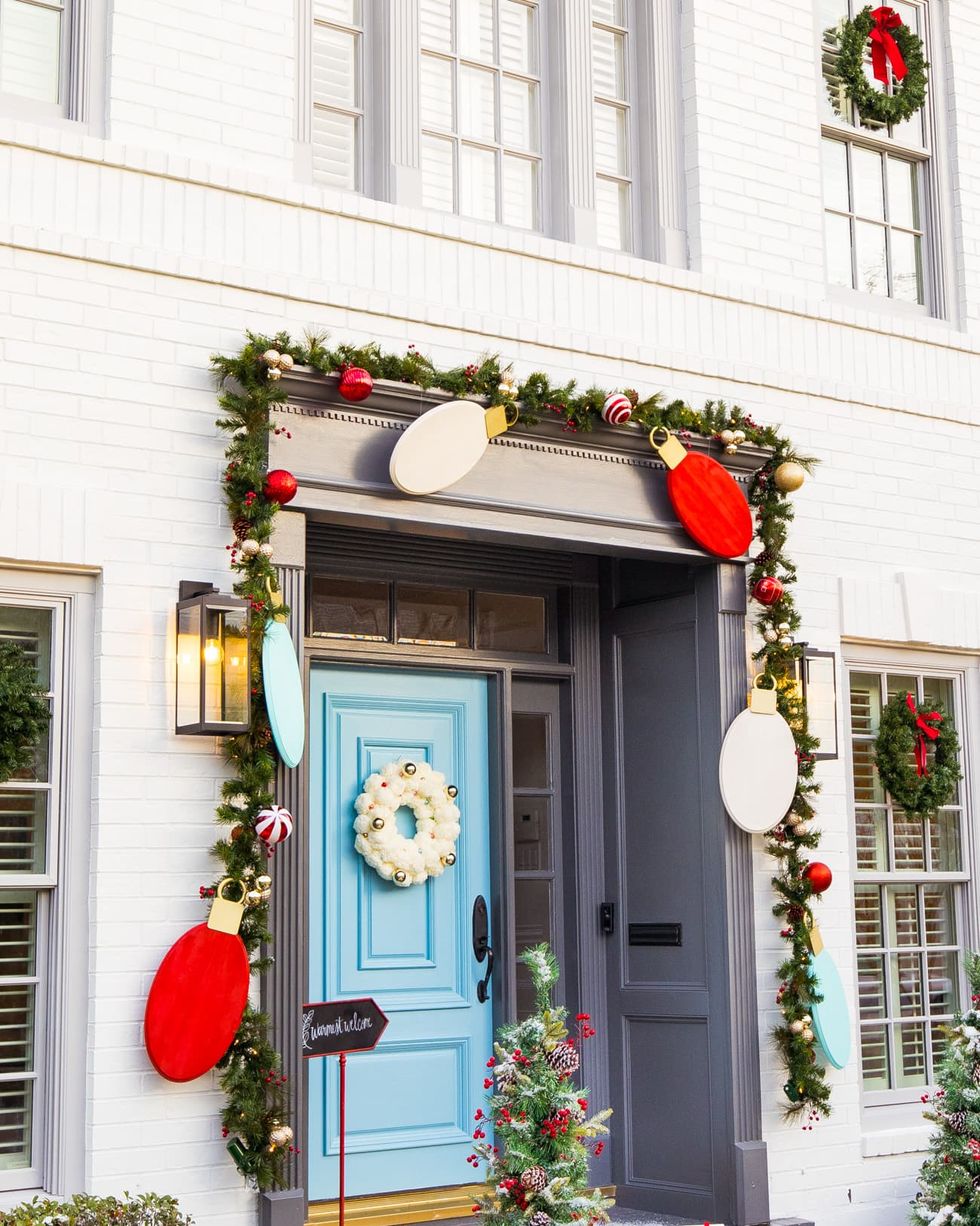 DIY Christmas door decorations using oversized Christmas lights