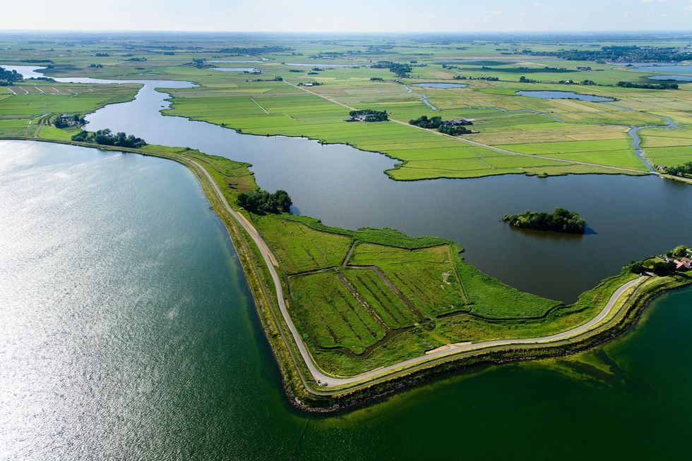 Een groot deel van NoordHolland blijft droog dankzij de Markermeerdijken