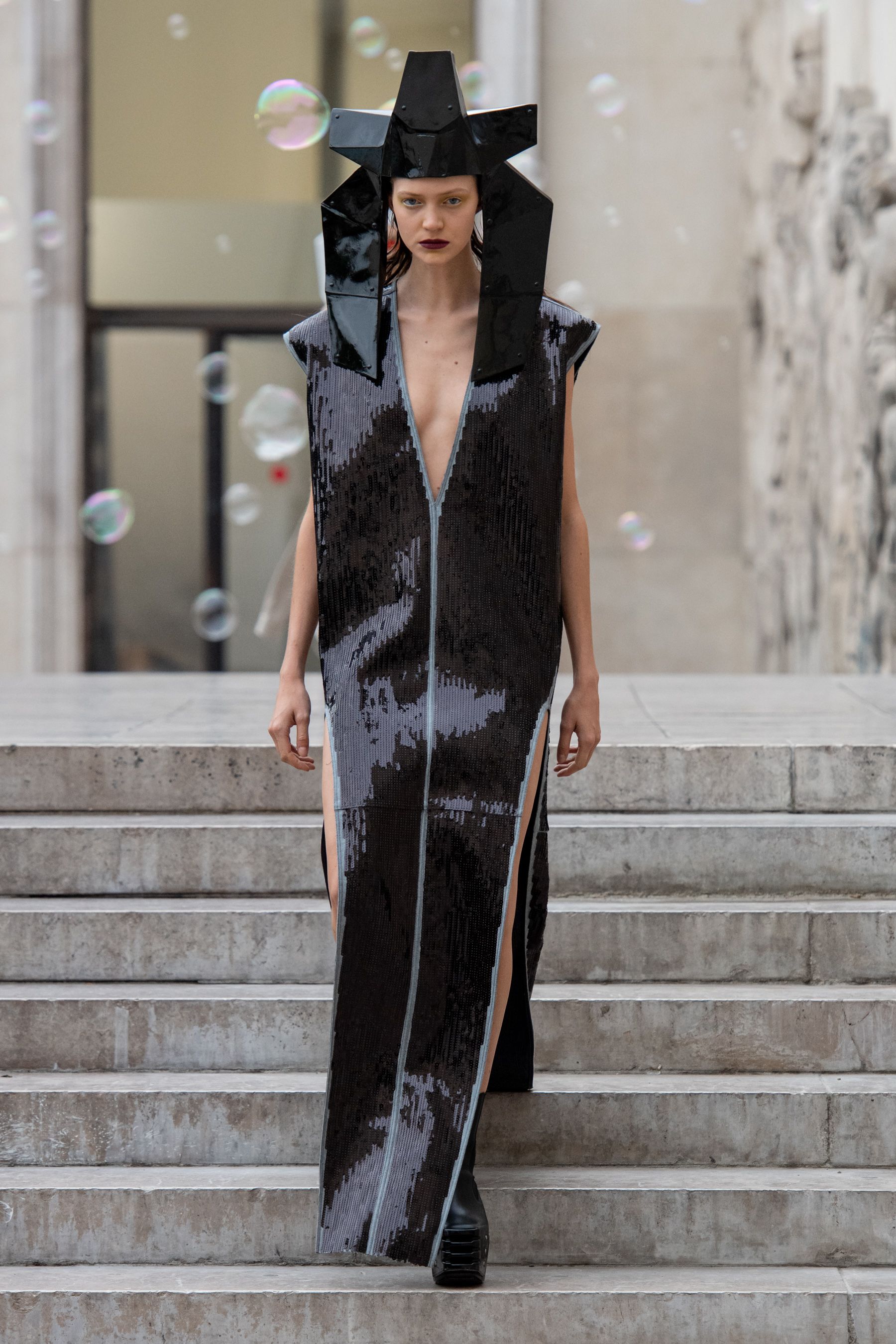 リック オウエンス」（RICK OWENS）｜2020春夏コレクション