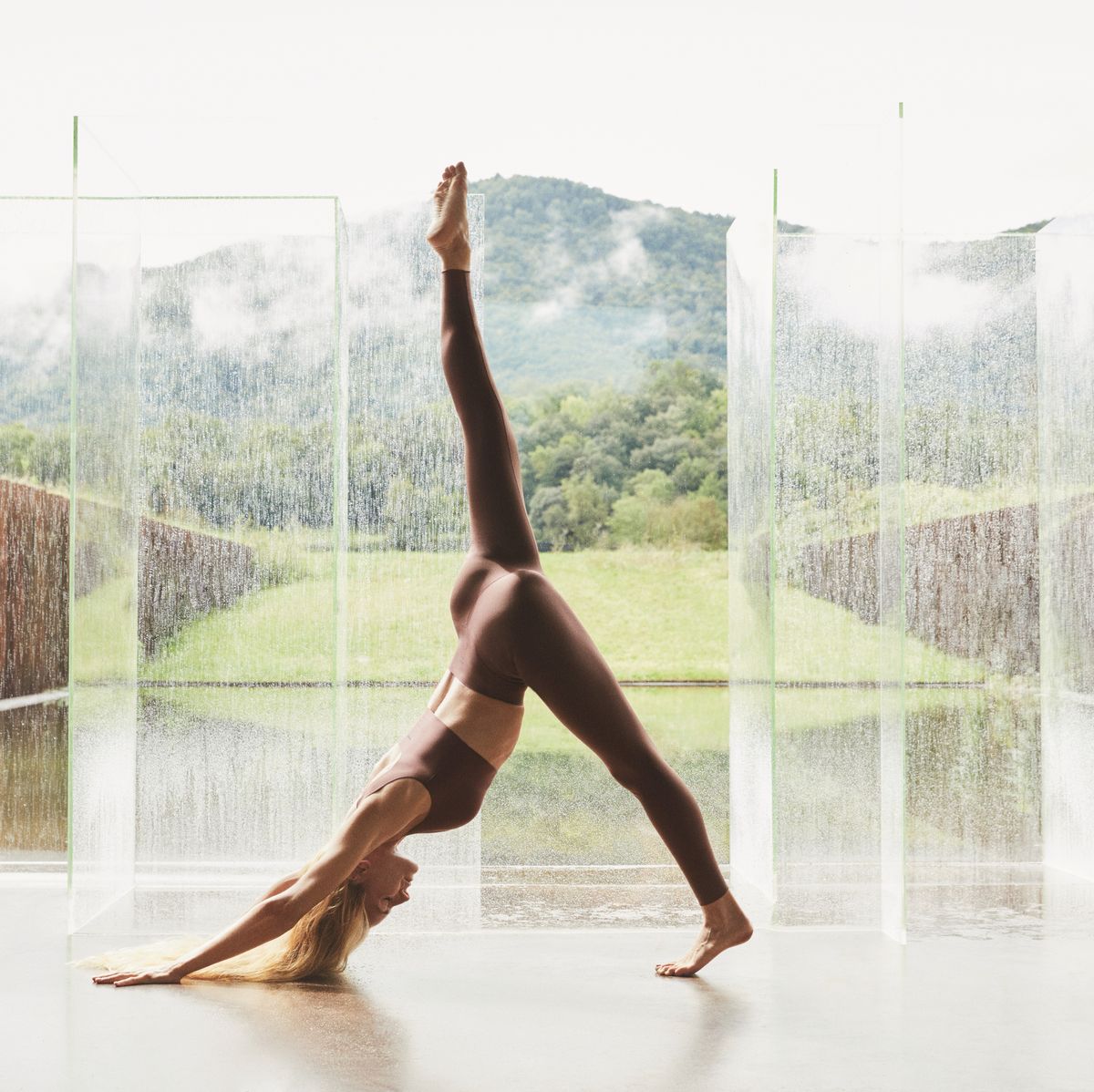 Oysho Silky Feeling: los mejores leggings para practicar yoga