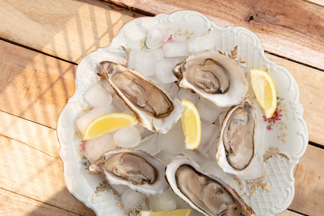 oysters and lemon