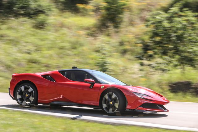 The Ferrari SF90 Stradale Is Ridiculously Easy to Drive