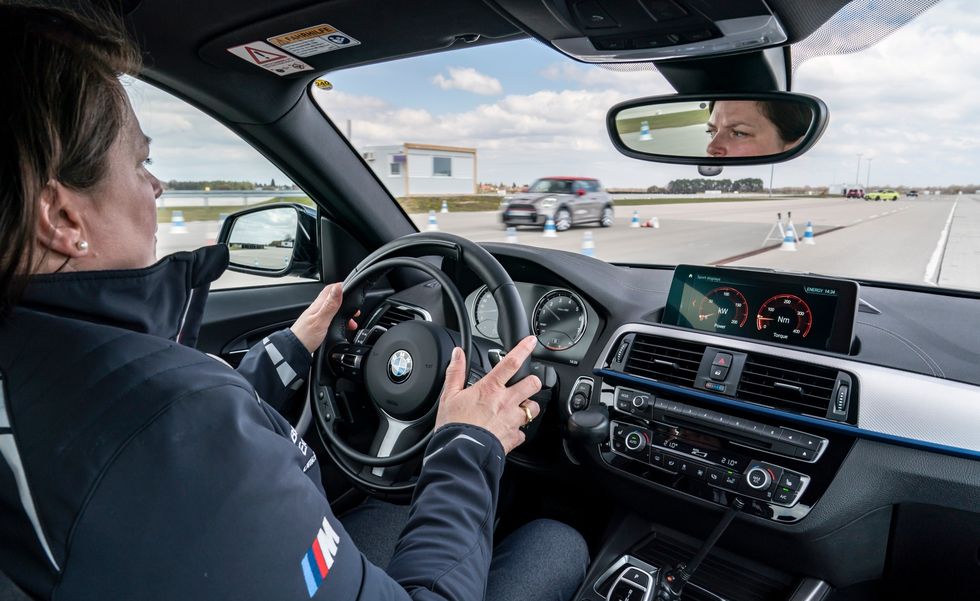 Volant BMW adapté aux conducteurs handicapés
