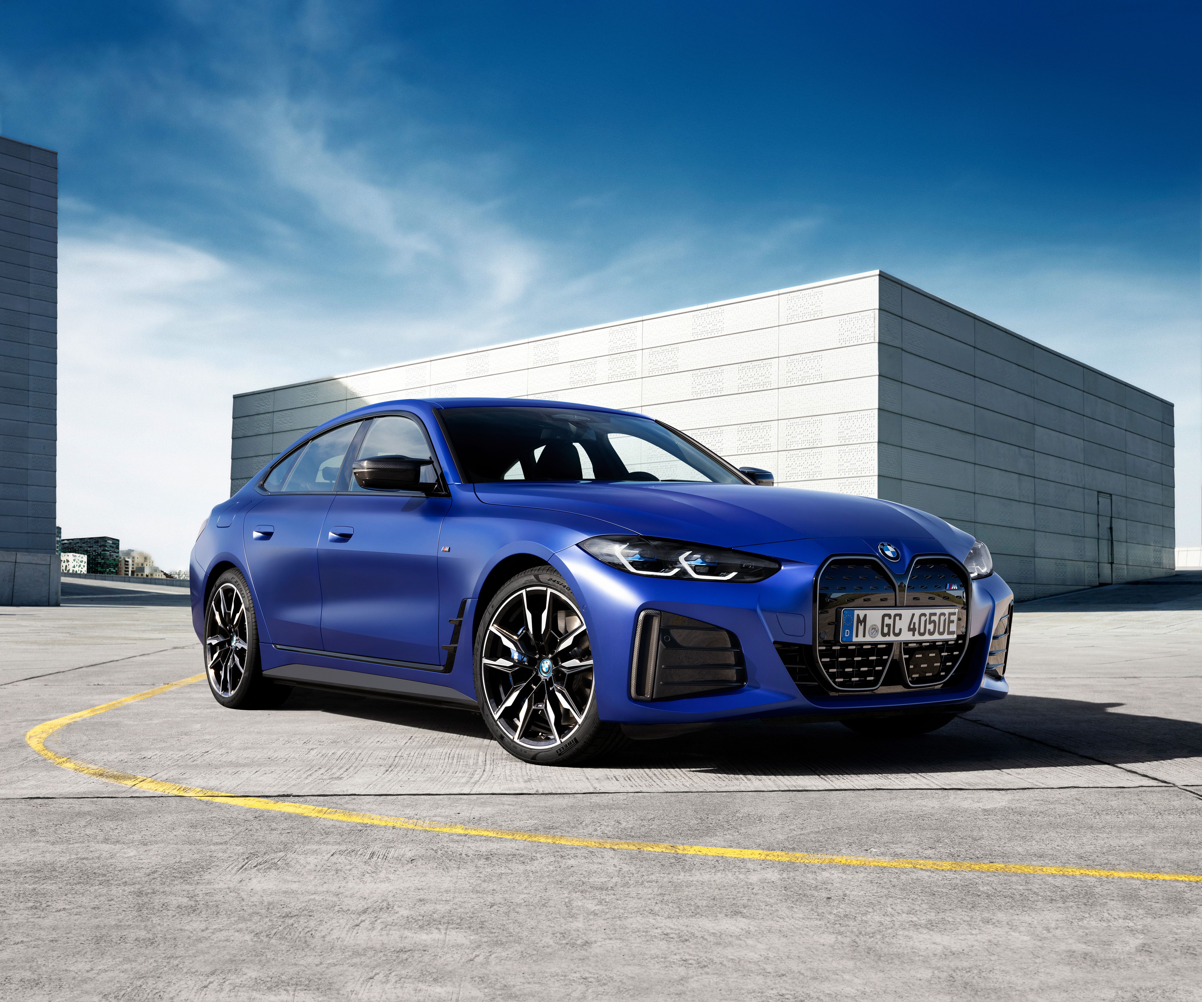Bmw i4 electric car sales