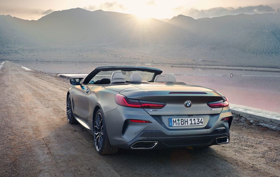 2023 bmw 8 series convertible rear