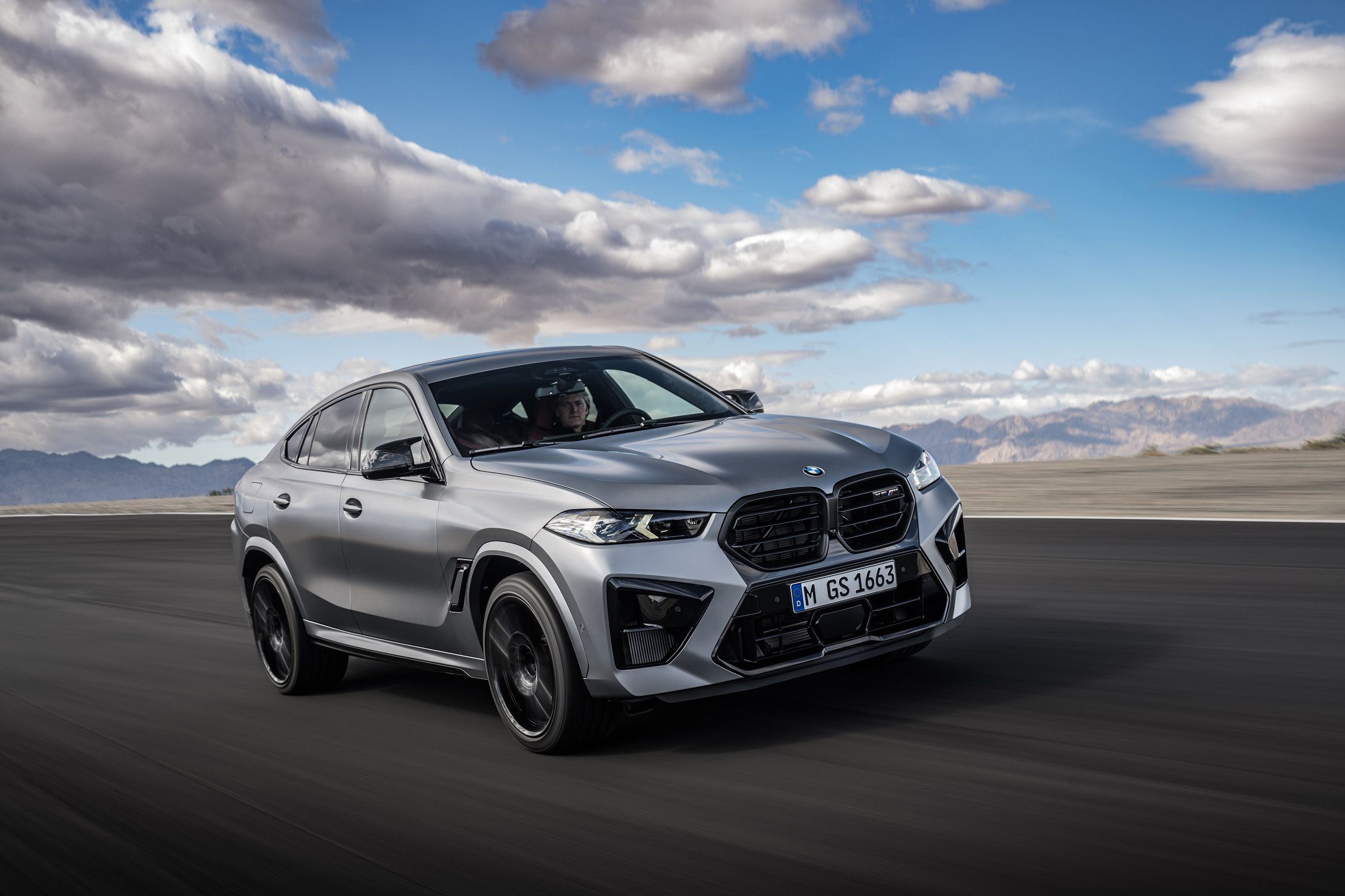 2025 BMW X6 M Review