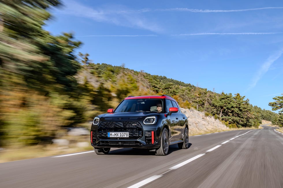 2024 Mini John Cooper Works Countryman Photo Gallery