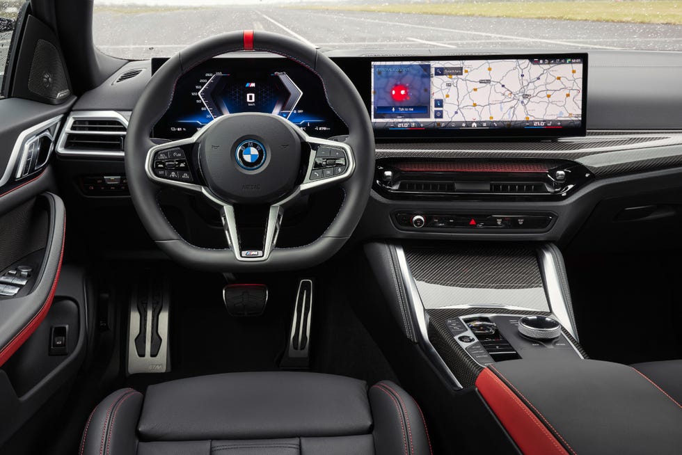 2025 BMW 4-Series Focuses Mainly on Interior Upgrades