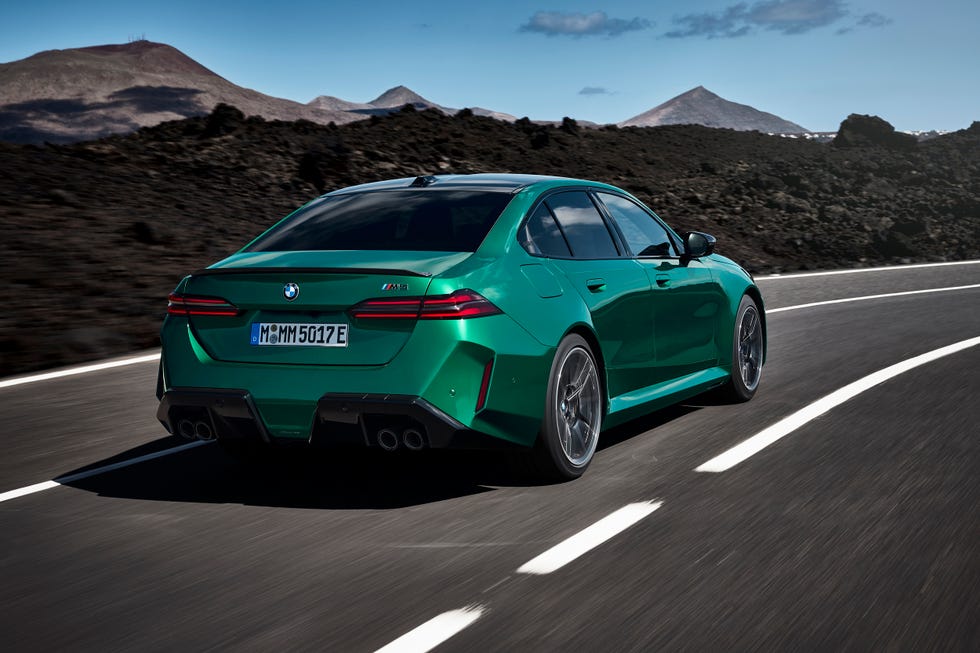 p90557402-highres-the-all-new-bmw-m5-0-667d220b476e8.jpg