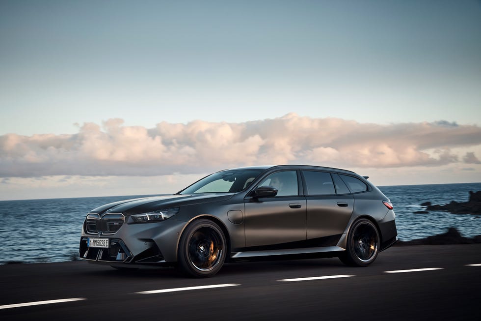 p90564700-highres-the-all-new-bmw-m5-t-66bf0a4810146.jpg