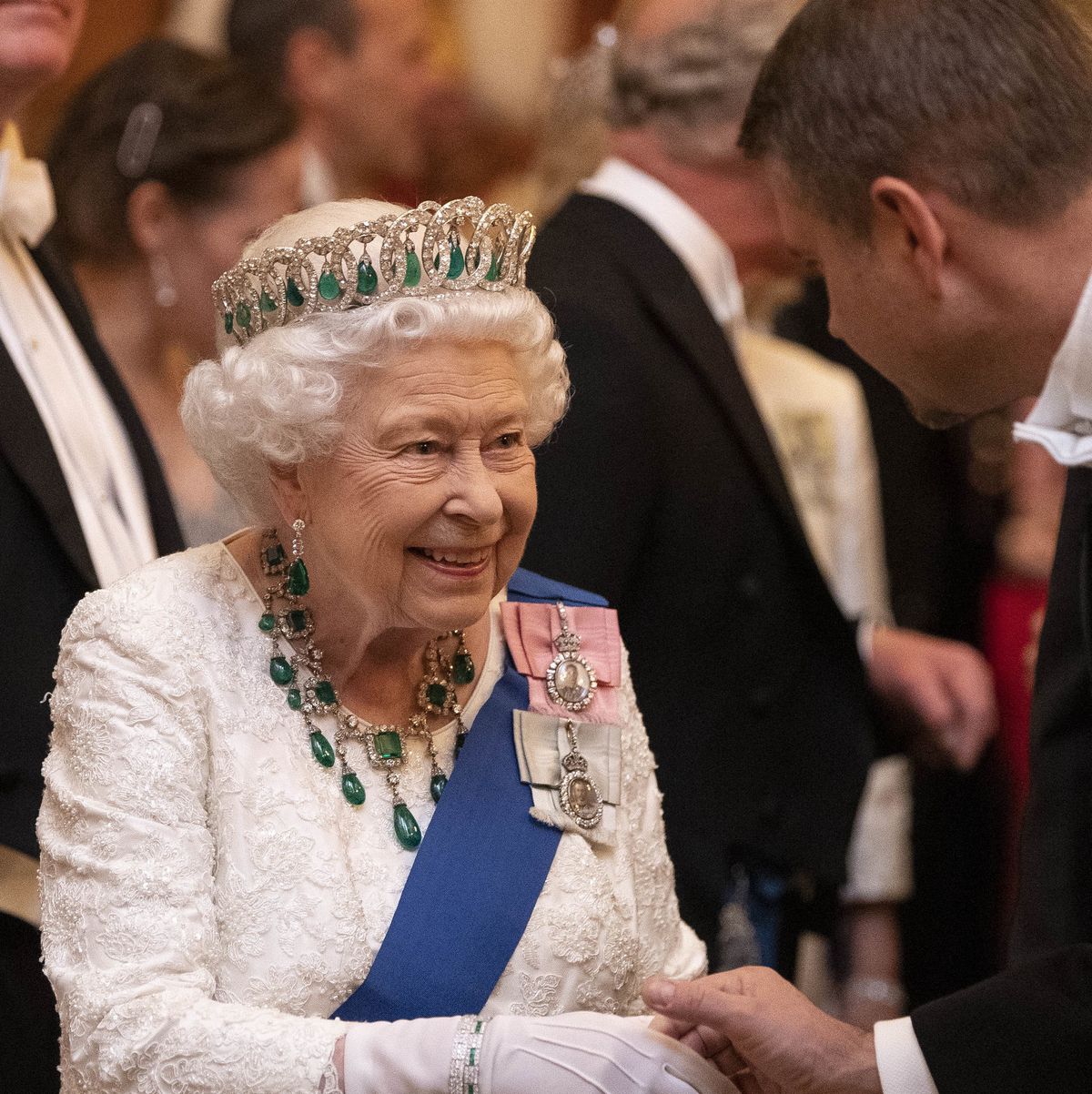Photos from Stunning Royal Jewels From All Over the World - E