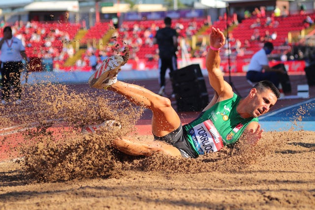 pablo torrijos compite en el triple salto en la prueba de la liga diamante en gateshead
