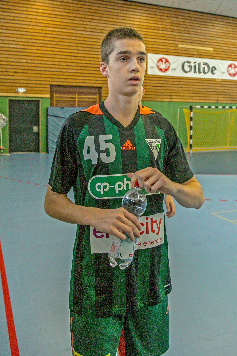 pablo urdangarín, infanta cristina hijos, iñaki urdangarín, pablo urdangarín balonmano, don juan carlos hospital, rey juan carlos operación