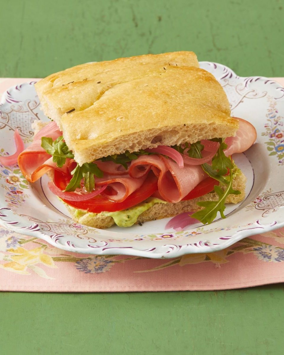 packed lunch ideas ham sandwiches with arugula and pesto mayo