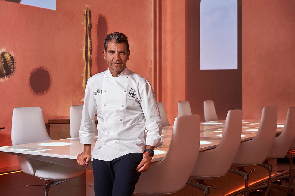 Paco Roncero interior restaurante Sublimotion