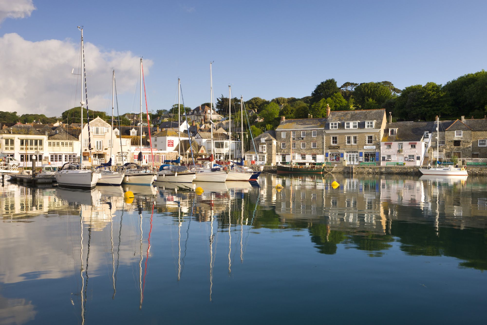 Padstow, a quaint fishing village with a picturesque harbour on the north coast of Cornwall, Cornwall, England, United Kingdom, Europe