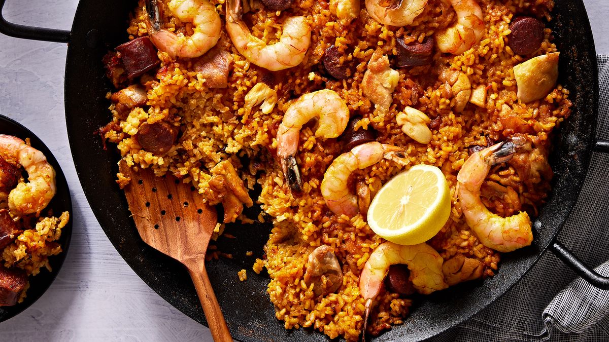 preview for Our Classic Paella Recipe Is The Most Crowd-Pleasing Centerpiece