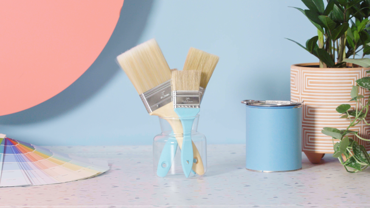 How to Clean a Paint Brush or Roller