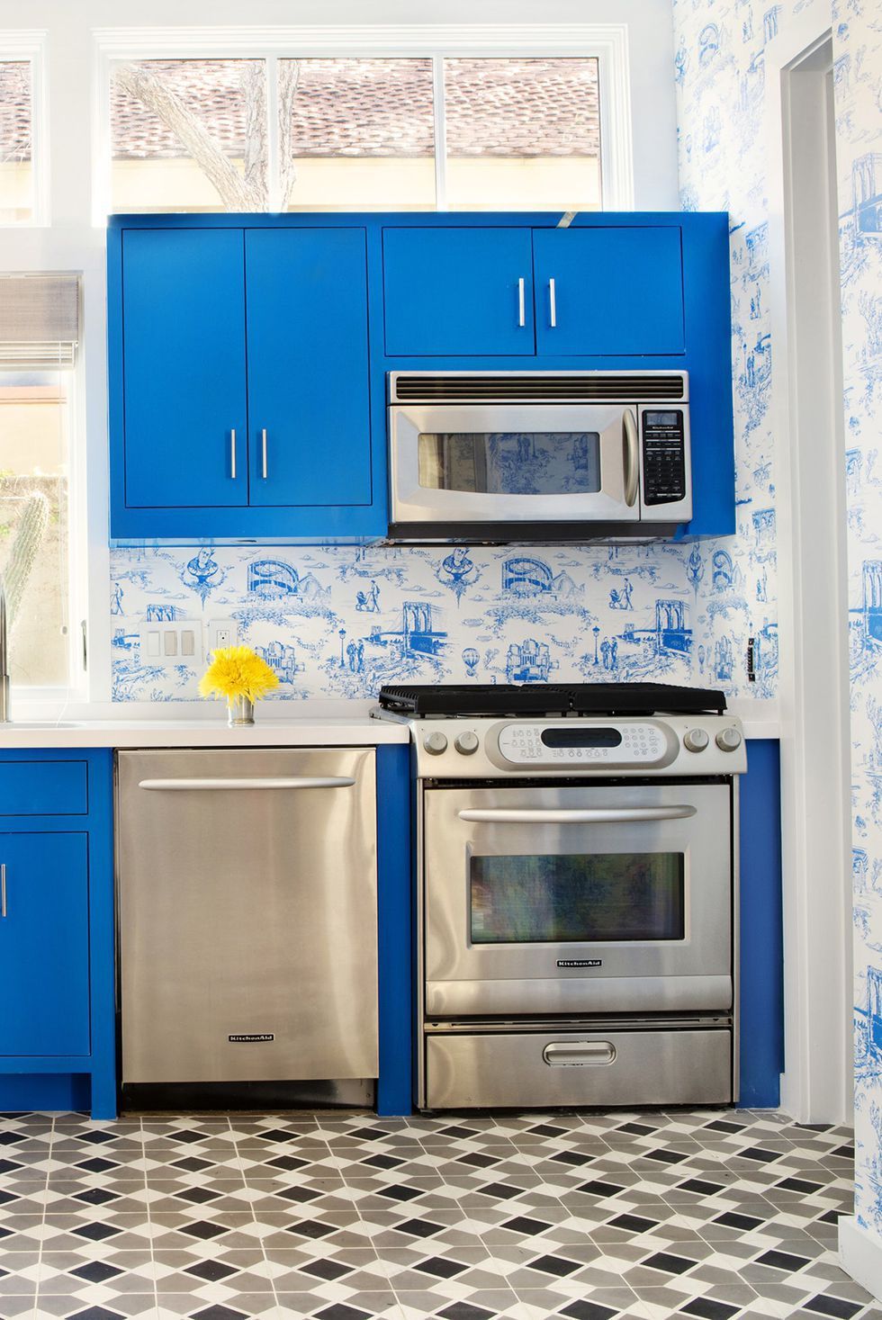 65 Blue Kitchen Cabinet Ideas for Your Decorating Inspiration - InteriorZine