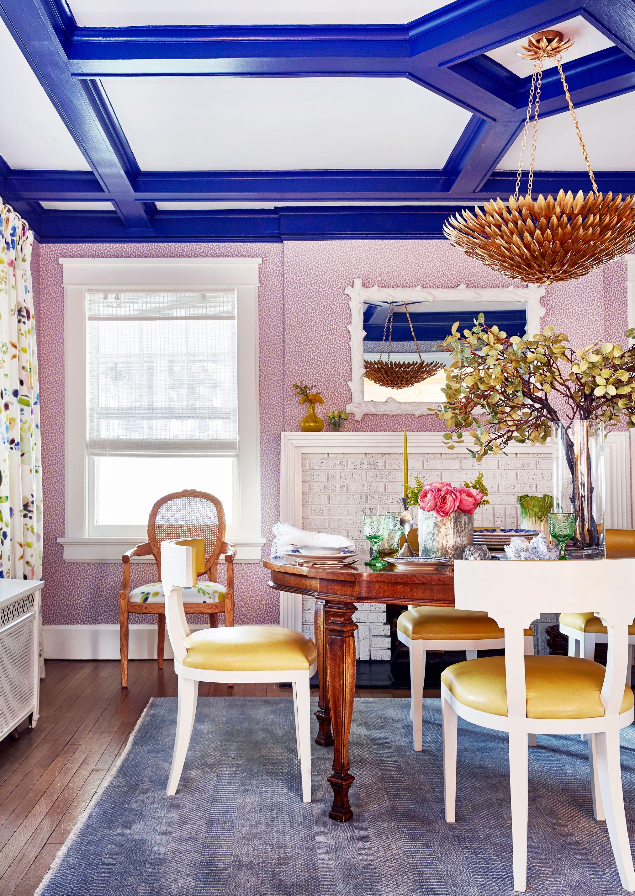 20 Painted Ceilings That Make The