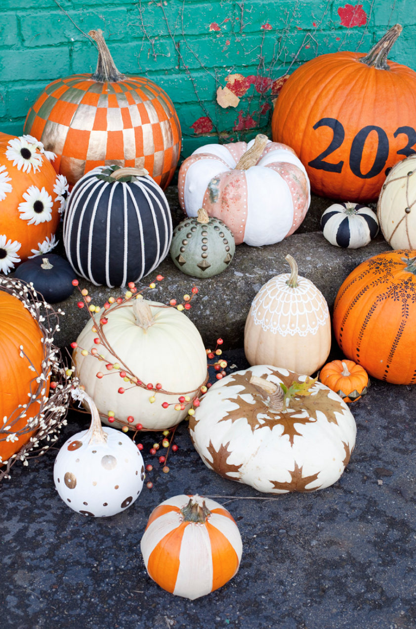 Transform Your Home: Creative Outdoor Pumpkin Decor Ideas