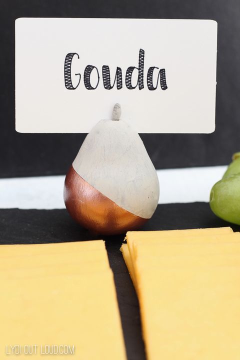 painted faux pear diy thanksgiving place cards