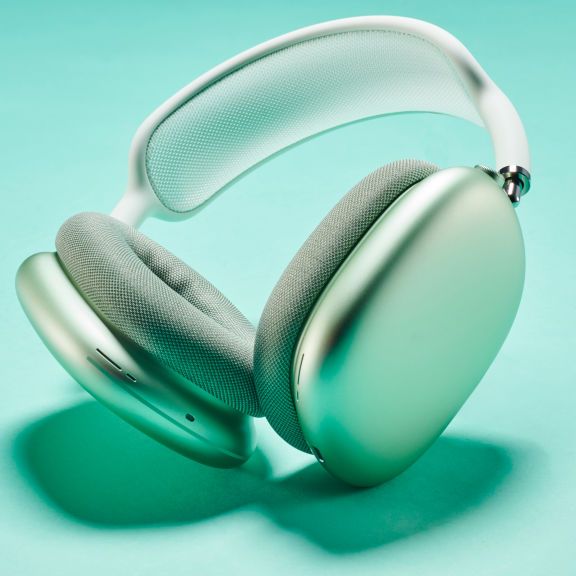 New Beats Studio Pro headphones are stuff sonic dreams are made of