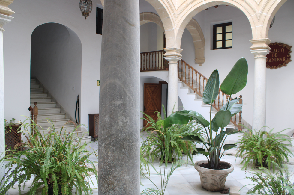 un paseo por el puerto de santa maria, la ciudad de los 100 palacios