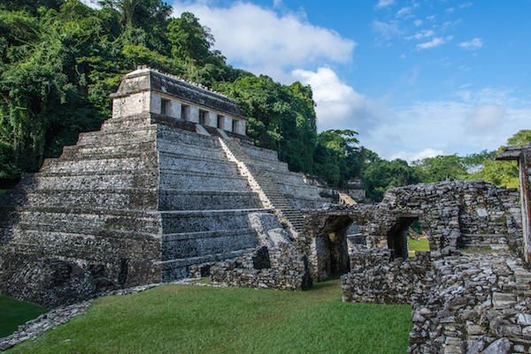 Ruins, Maya civilization, Archaeological site, Maya city, Ancient history, Landmark, Historic site, Human settlement, Building, Architecture, 