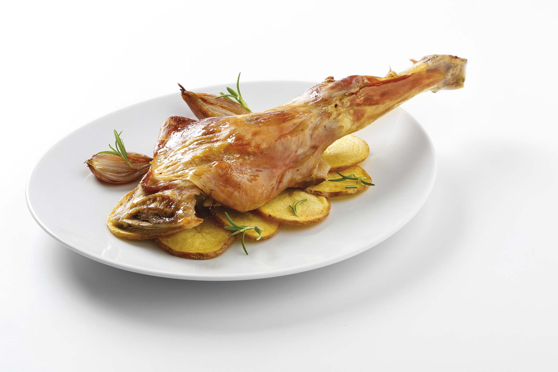 paletilla de cabrito asada con patatas