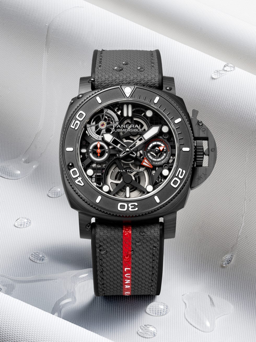 submersible tourbillon gmt luna rossa experience edition