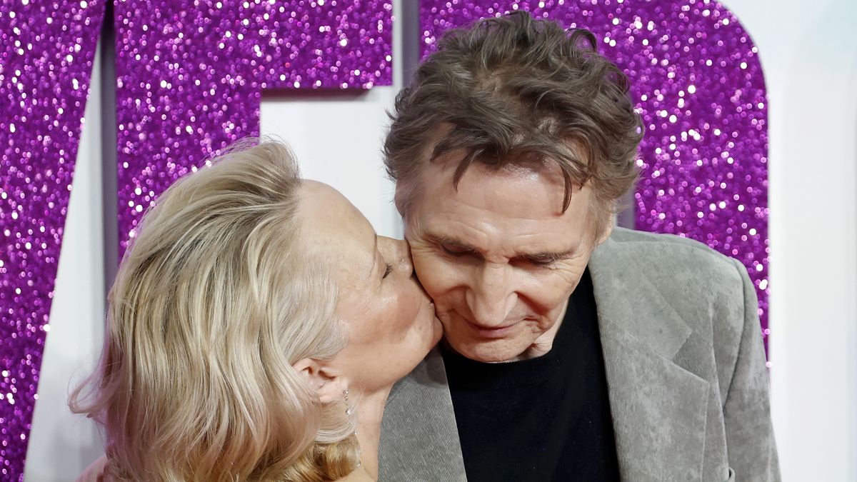 Vorschau für „Hinter den Kulissen mit Pamela Anderson“ | ELLE